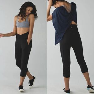 Lululemon Sunset Salutation Crop
Black size 6